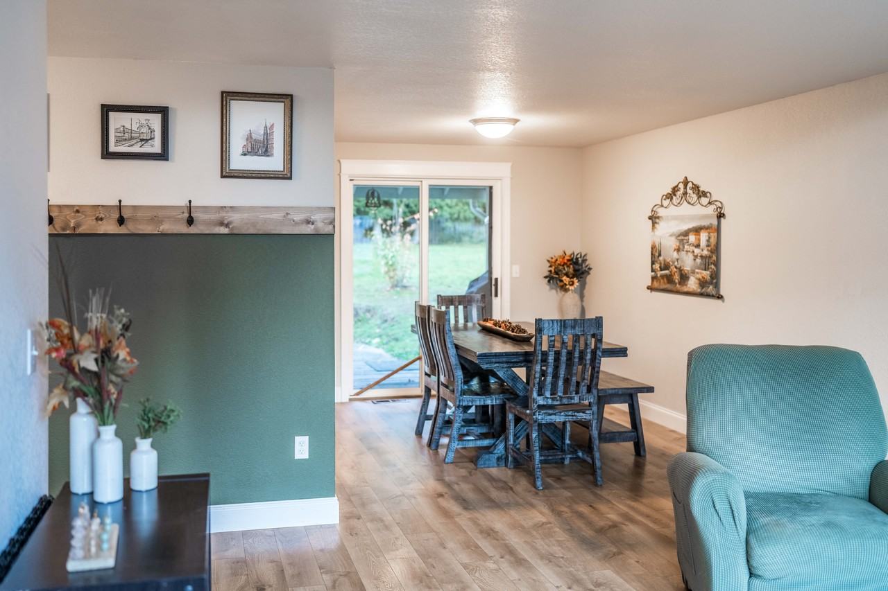 15530 Topaz Dr Se #NA - Photo 3 of 20