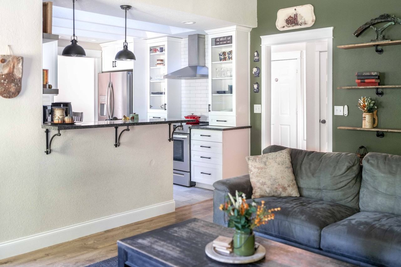 15530 Topaz Dr Se #NA - Photo 4 of 20