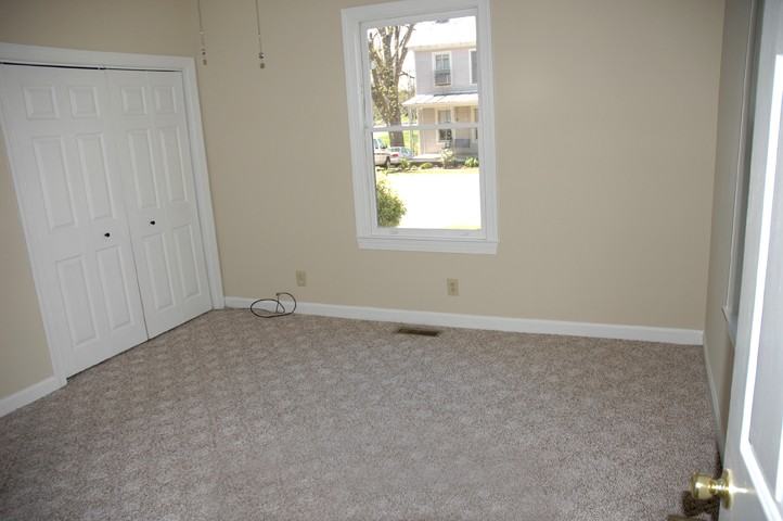 216 Cary St #NA - Photo 6 of 11