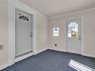 325 School St - Photo 2 of 17