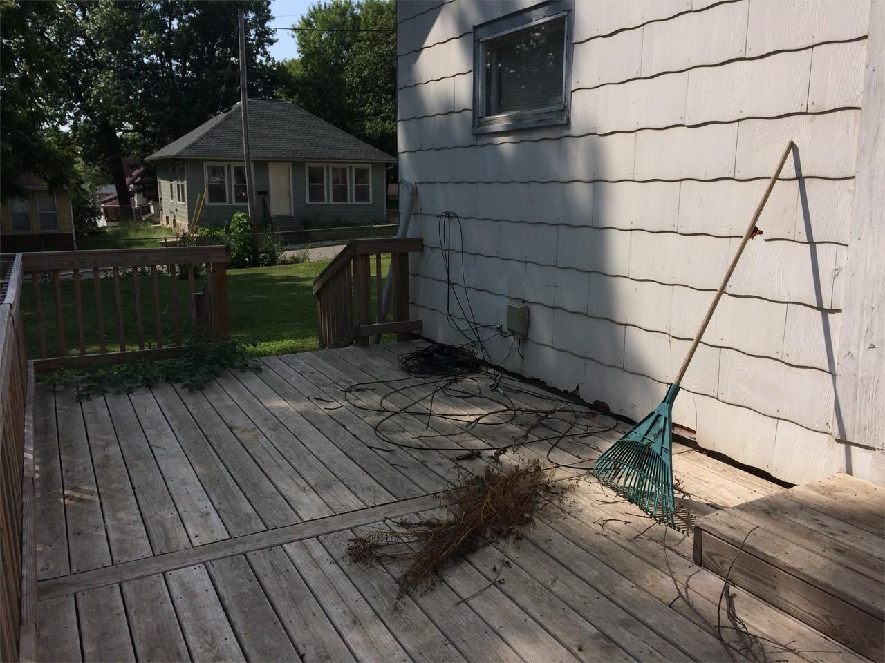 409 Norwood Ave - Photo 5 of 13