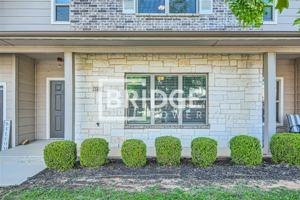 featured image of 1428 Lake Crest Ln