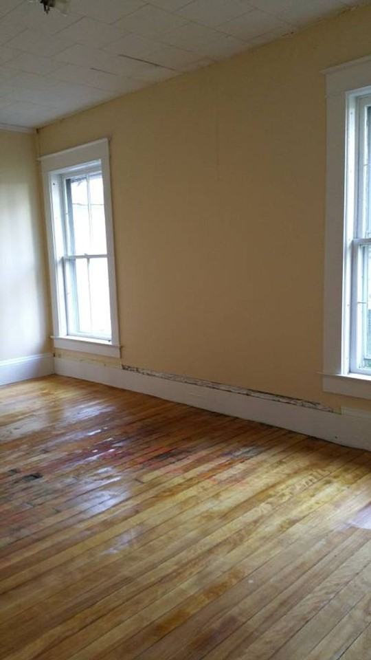 67 Prospect St - Photo 3 of 4