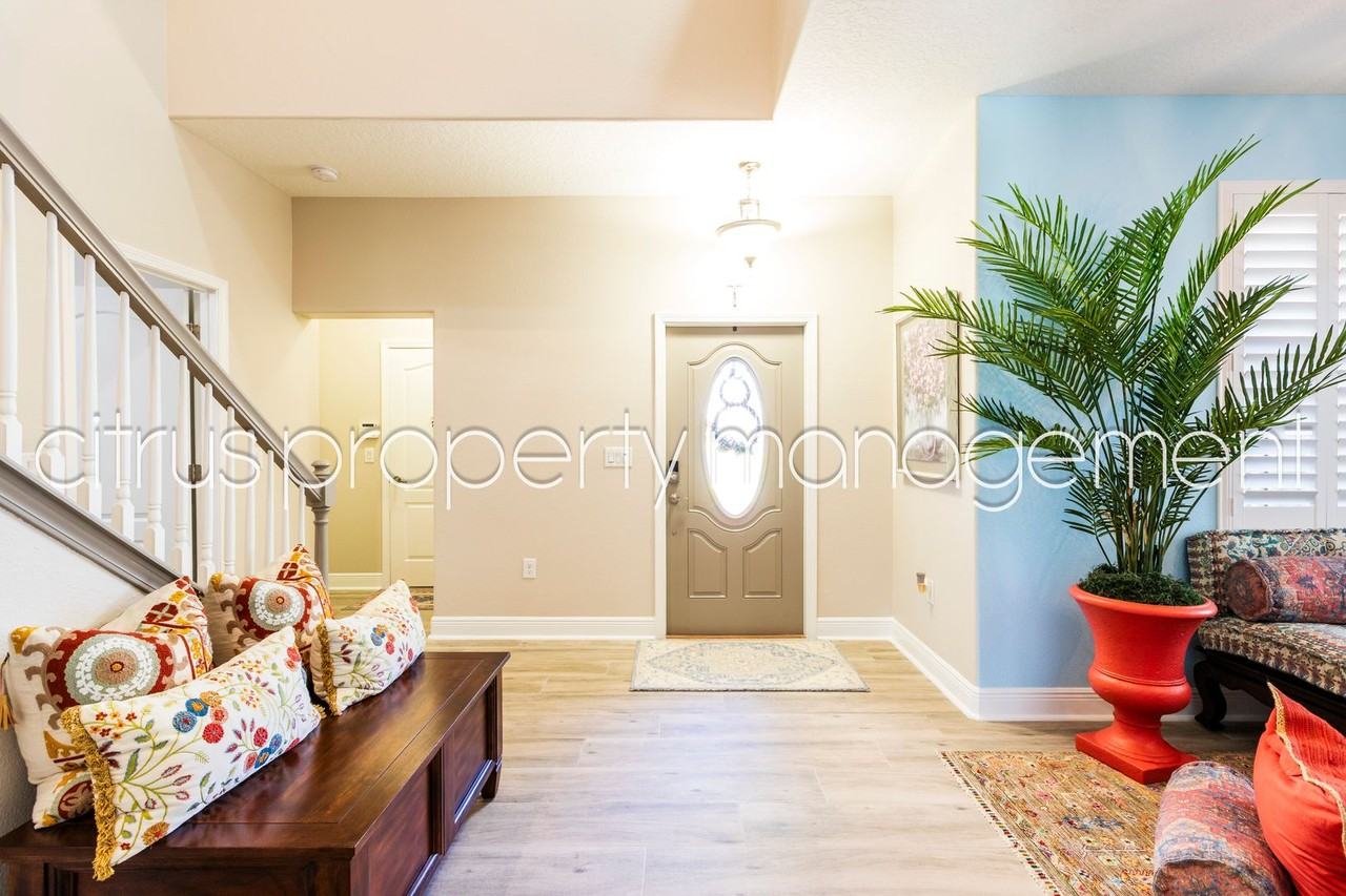 2052 Solar Dr - Photo 6 of 33