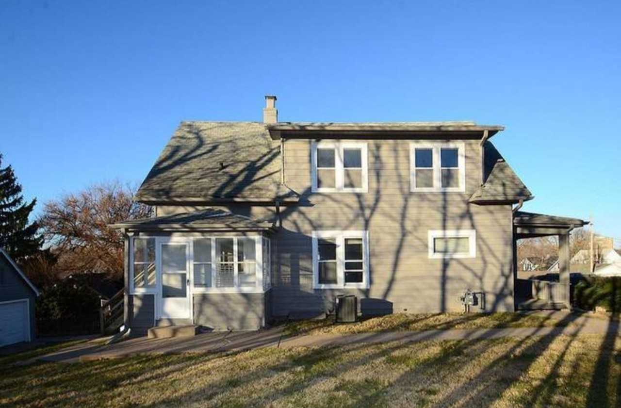 3403 Arbor St - Photo 3 of 27