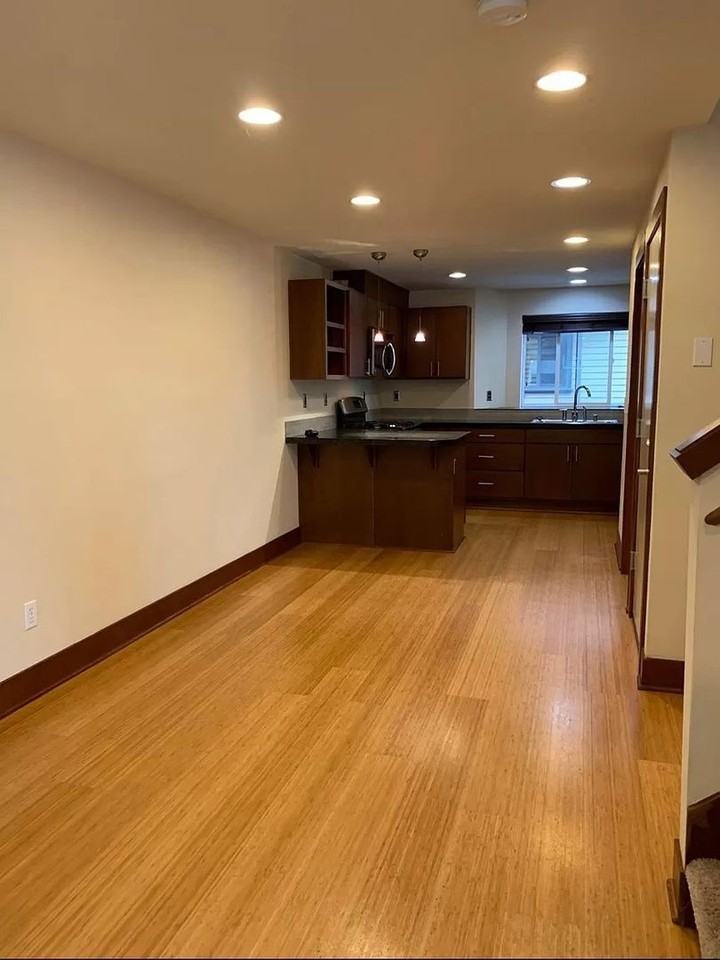 5515 28th Ave Nw #A - Photo 7 of 21