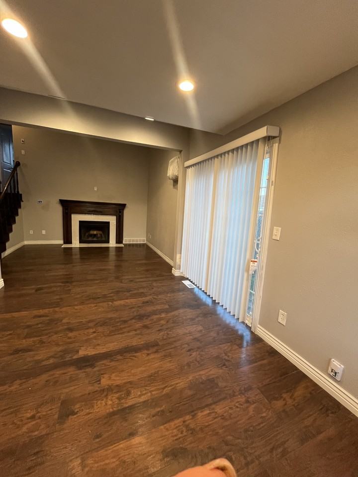 1512 N Baroness St #NA - Photo 2 of 21