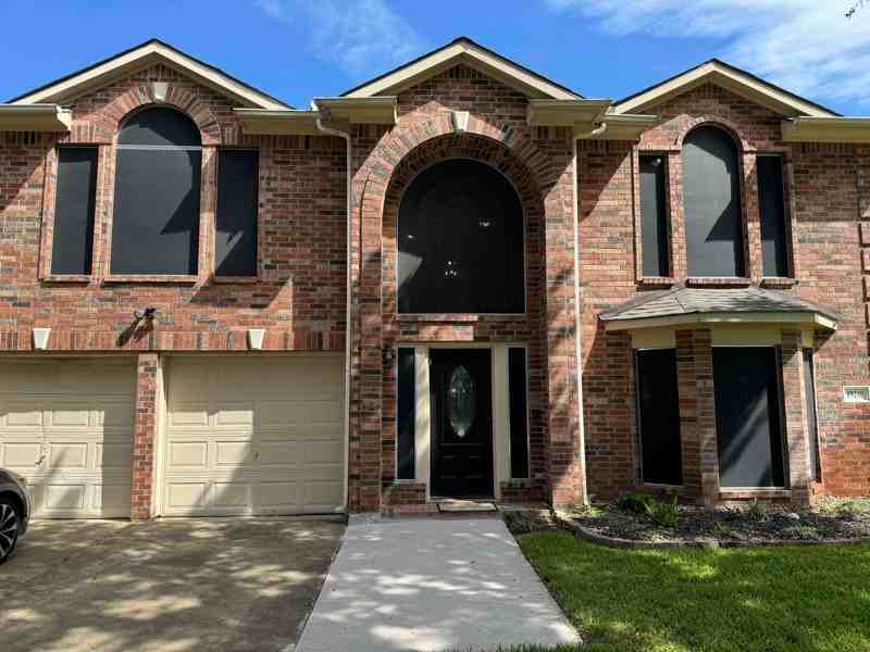 19210 Misty Cove Dr - Photo 2 of 13