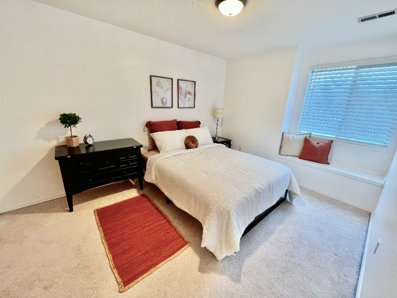 1020 Sw 177th Ter - Photo 7 of 16