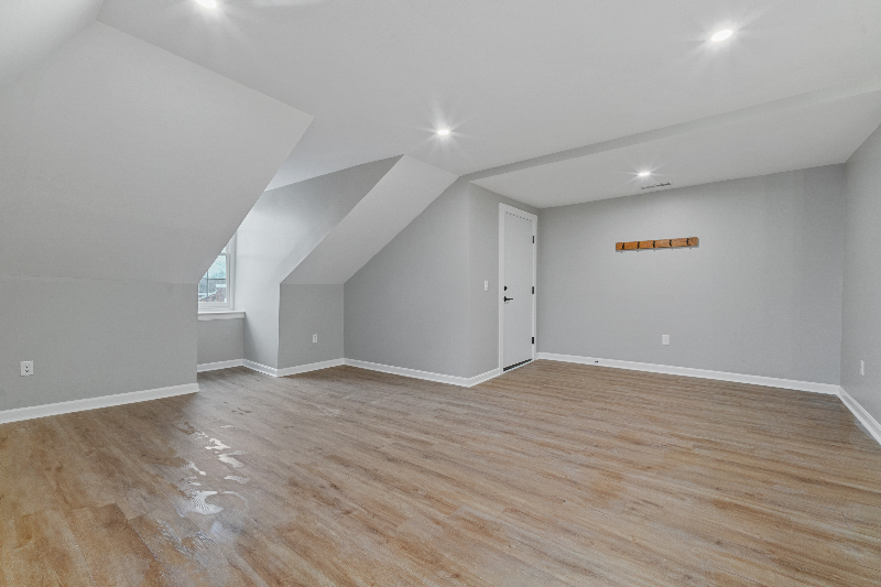 202 High St #E - Photo 2 of 13