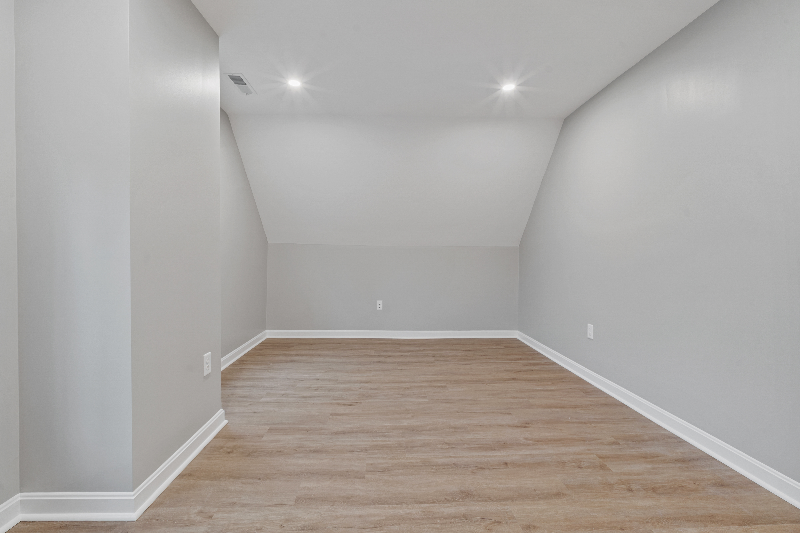 202 High St #E - Photo 3 of 13