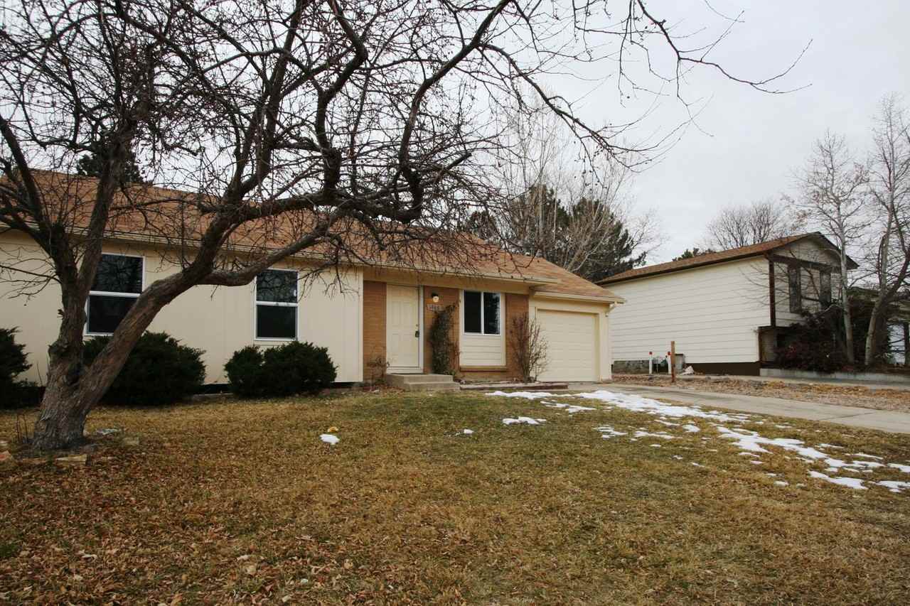 1489 Cottonwood St - Photo 2 of 8