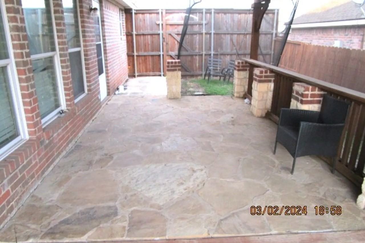 314 Lake Texoma Dr - Photo 3 of 12