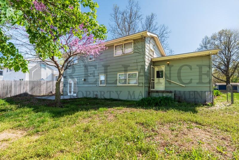 1440 N Community Dr - Photo 4 of 26