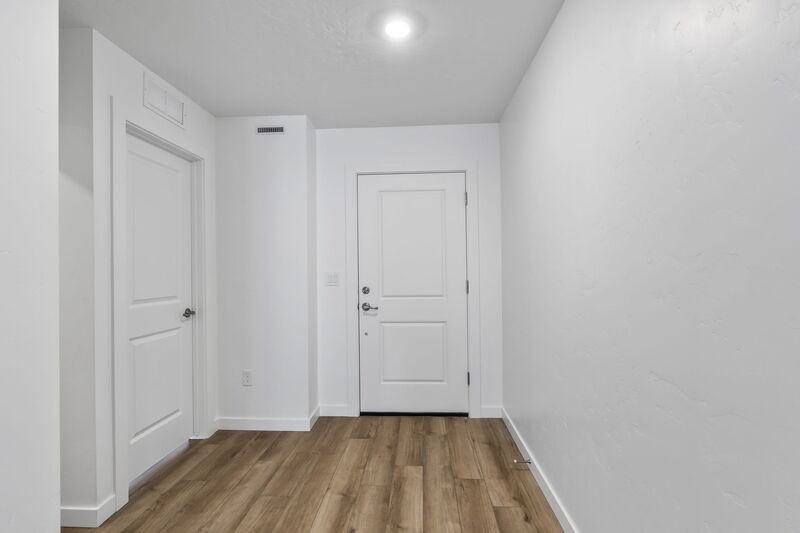 6743 W Yoke St - Photo 3 of 40