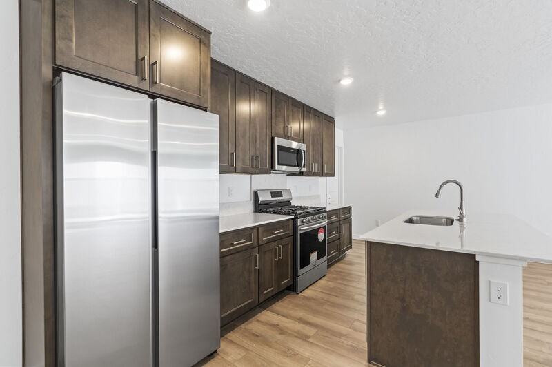 6743 W Yoke St - Photo 6 of 40