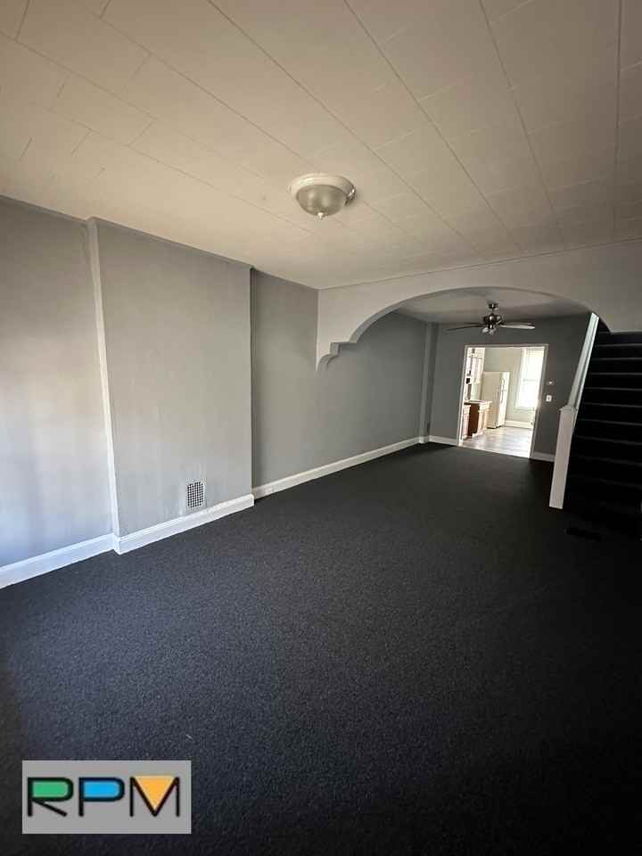 1645 Cliftview Ave - Photo 2 of 11