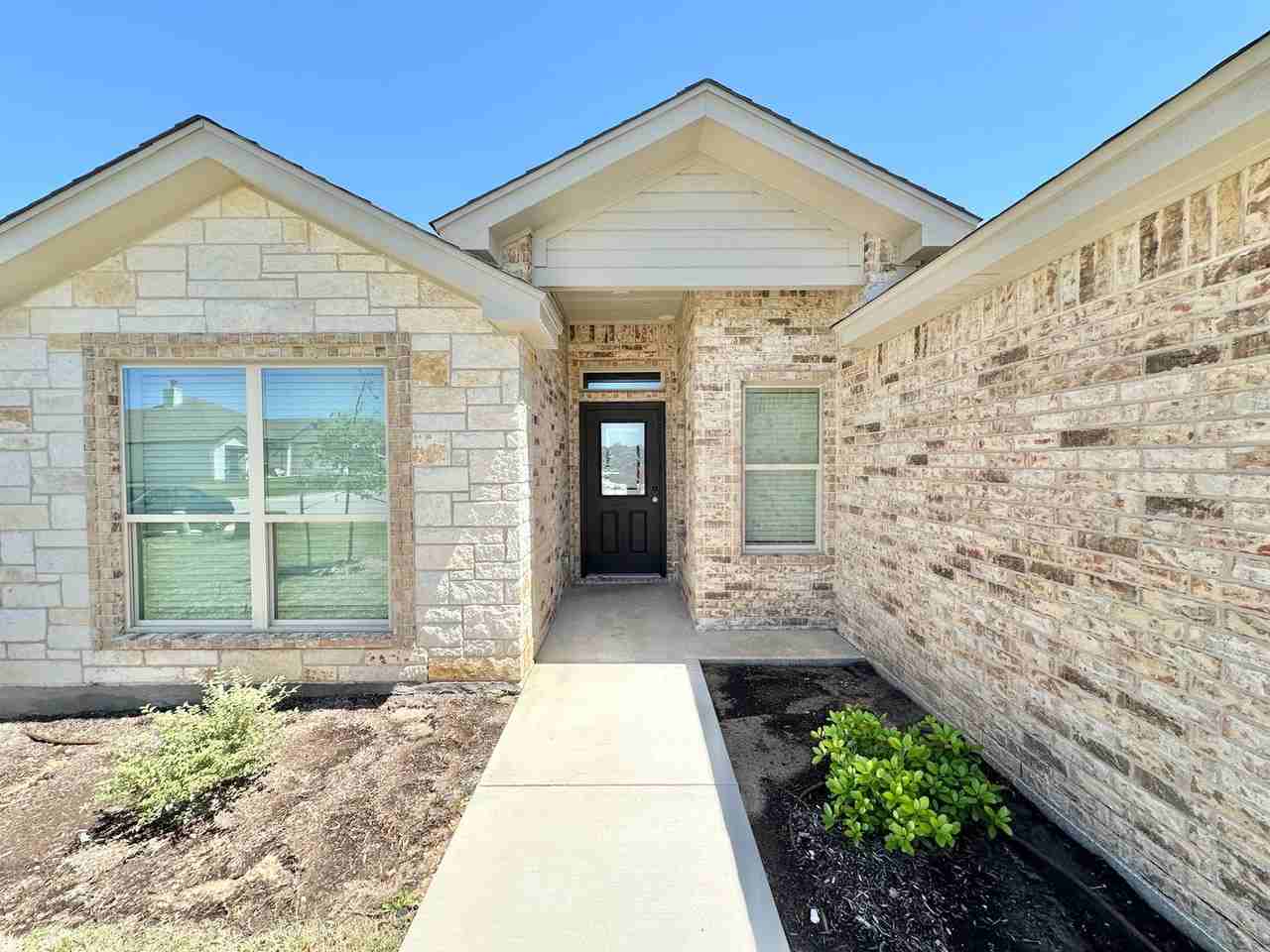 905 Galloway Dr - Photo 2 of 46