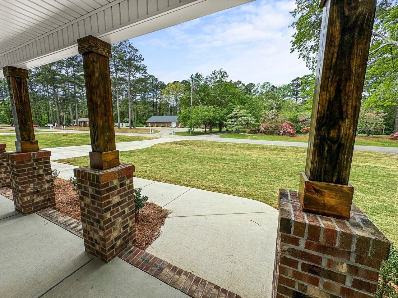 5285 Tabernacle Church Rd - Photo 2 of 45