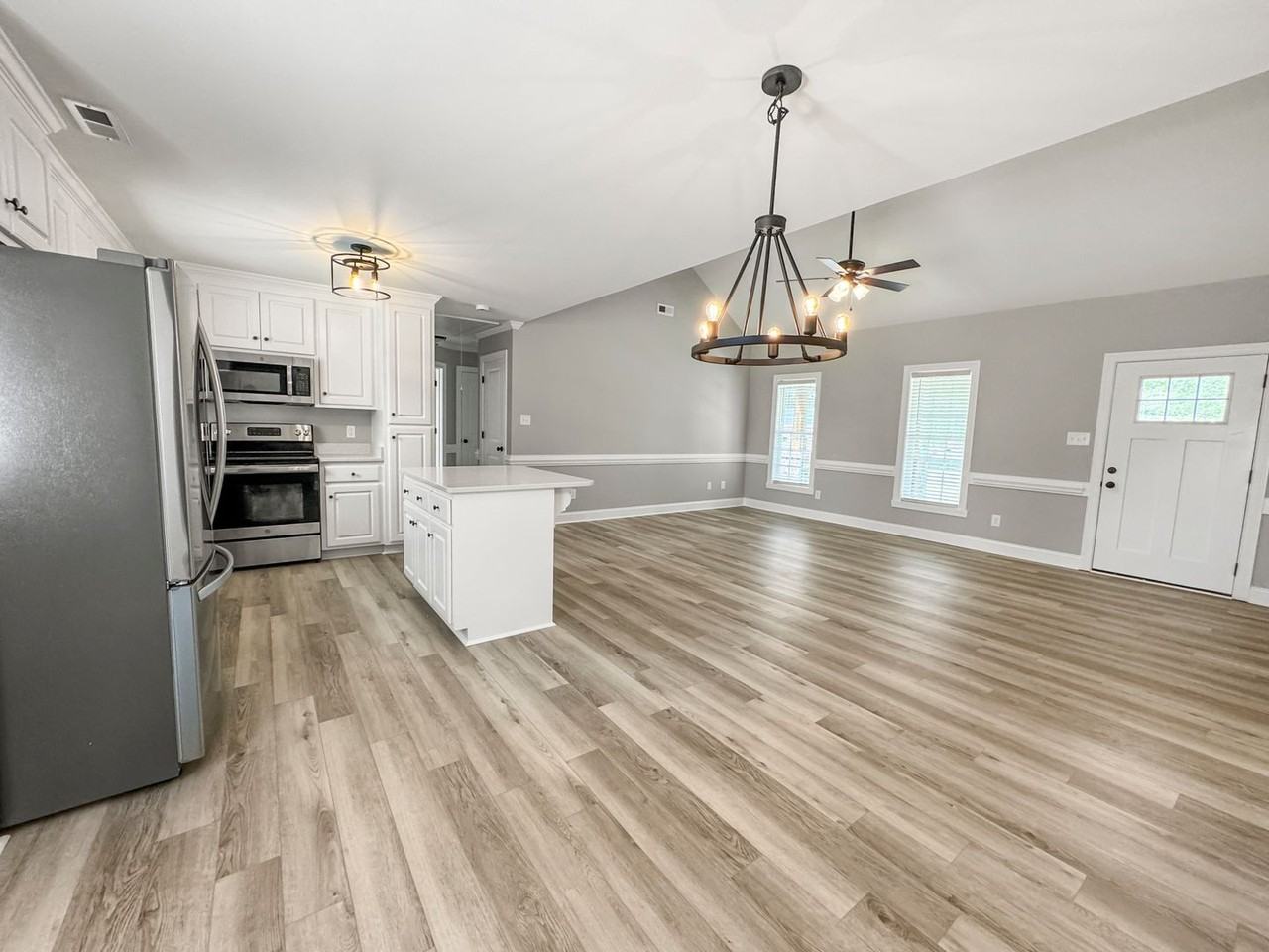 5285 Tabernacle Church Rd - Photo 4 of 45