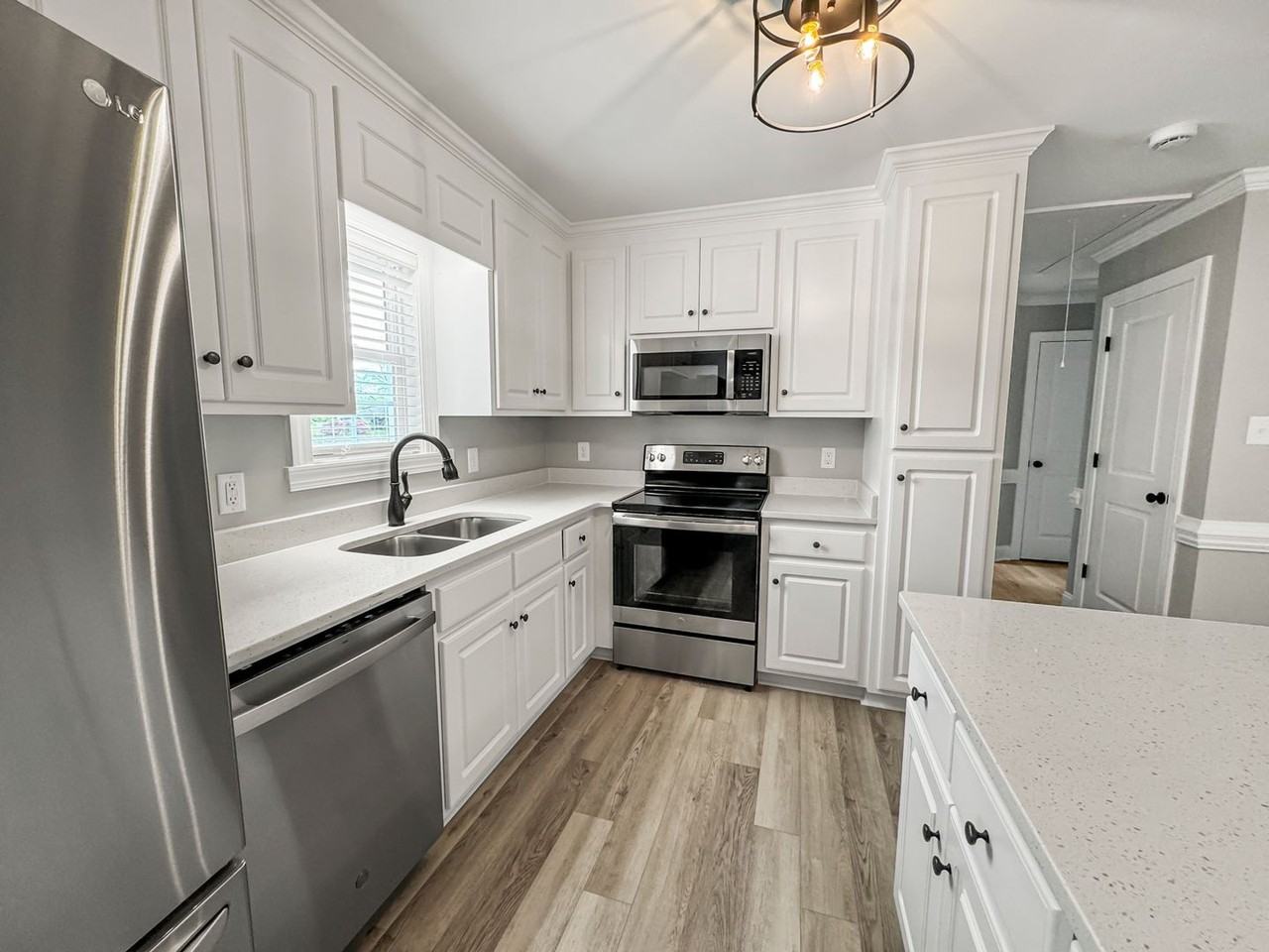 5285 Tabernacle Church Rd - Photo 7 of 45