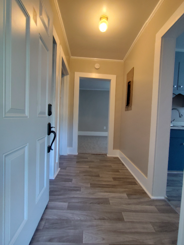 2509 Washington Ave #B - Photo 5 of 10