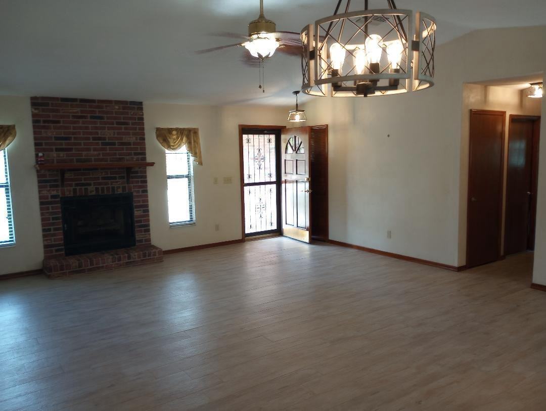 100 Kings Point Ct #NA - Photo 2 of 4