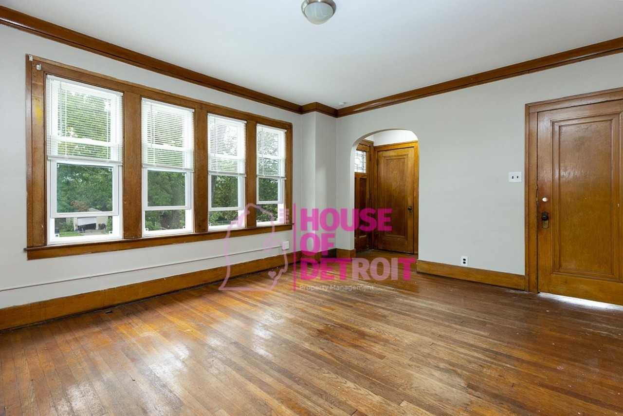 3918-20 Nottingham - Photo 2 of 40