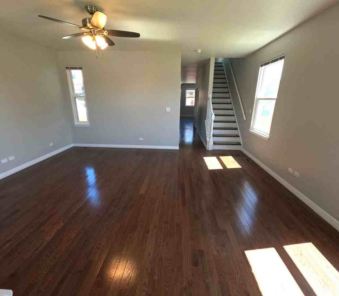 3629 S Indiana Ave - Photo 6 of 32