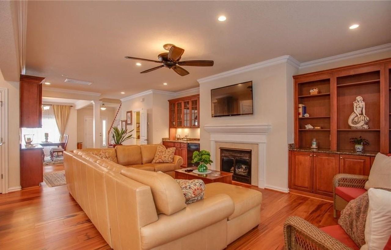 1032 Horton Pl - Photo 4 of 18