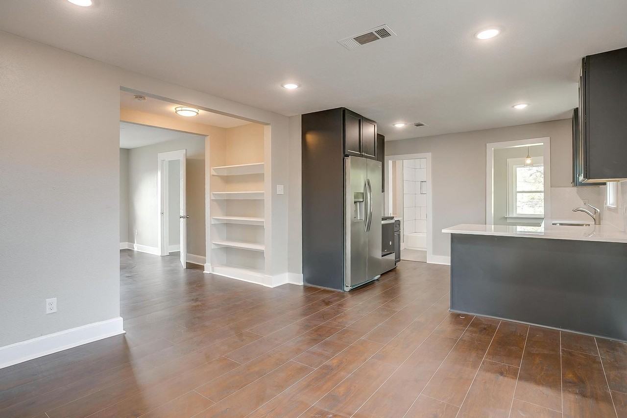 2932 Travis Ave - Photo 7 of 31