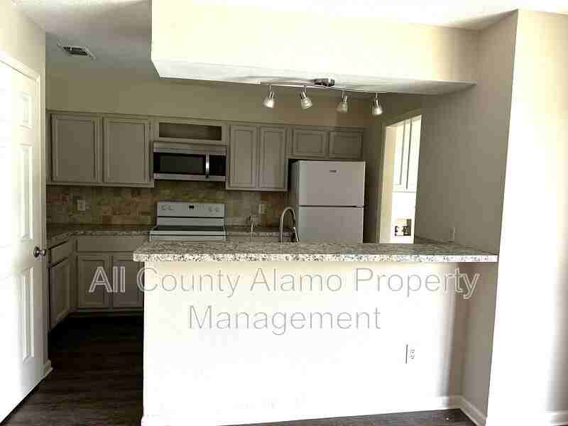 1719 Patricia - Photo 2 of 8