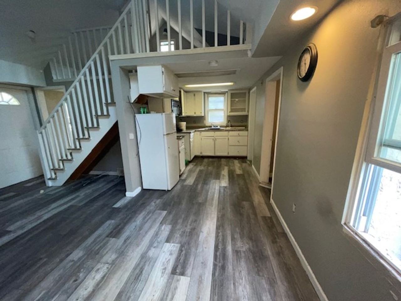 133 S Elmwood Ave - Photo 3 of 5