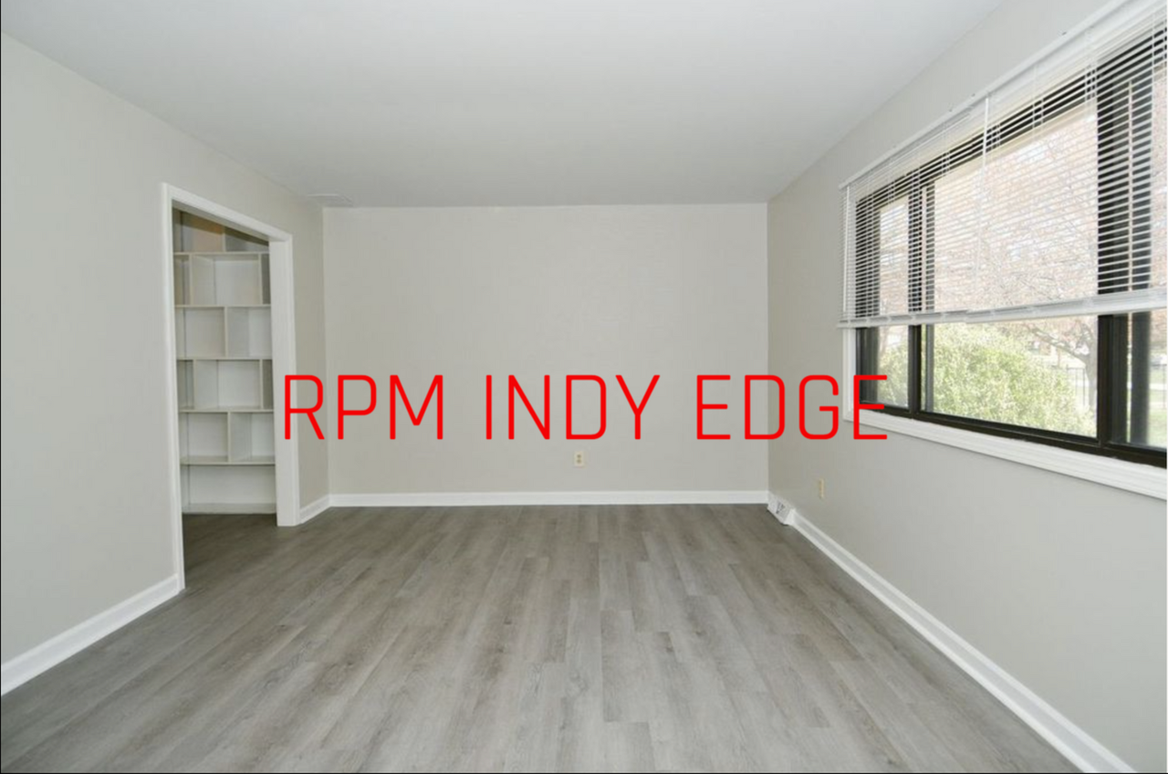 7020 Lockwood Ln - Photo 2 of 30