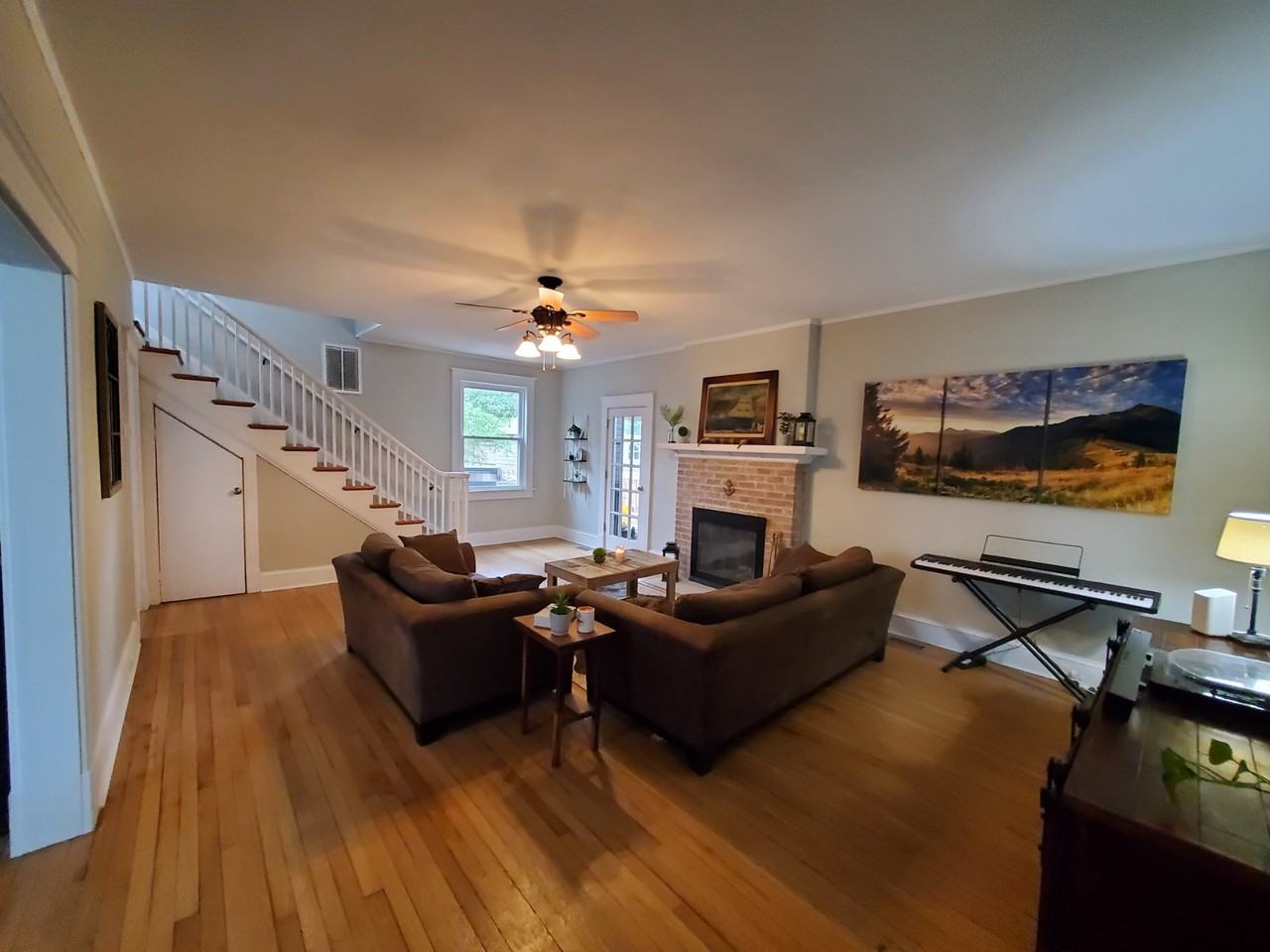 1129 Manchester Ave #NA - Photo 3 of 36