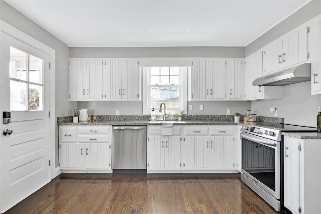 68 Elwell Street - Photo 4 of 14