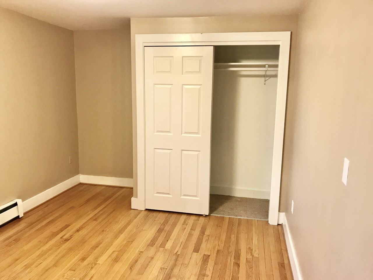 7 Pleasant St #7D - Photo 6 of 11