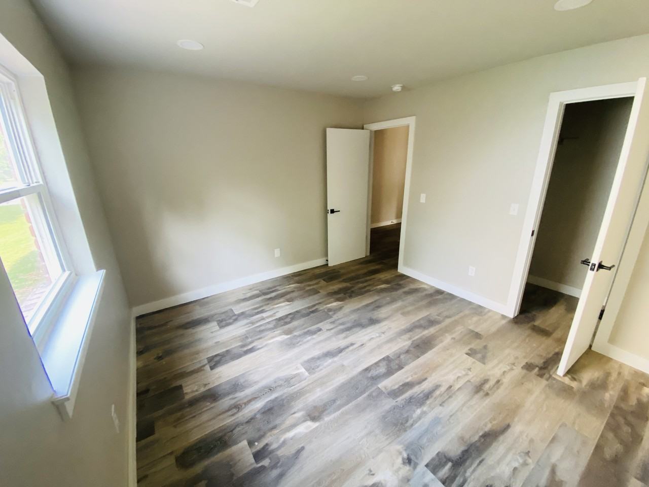 3016 Red Rock Cir #NA - Photo 2 of 21