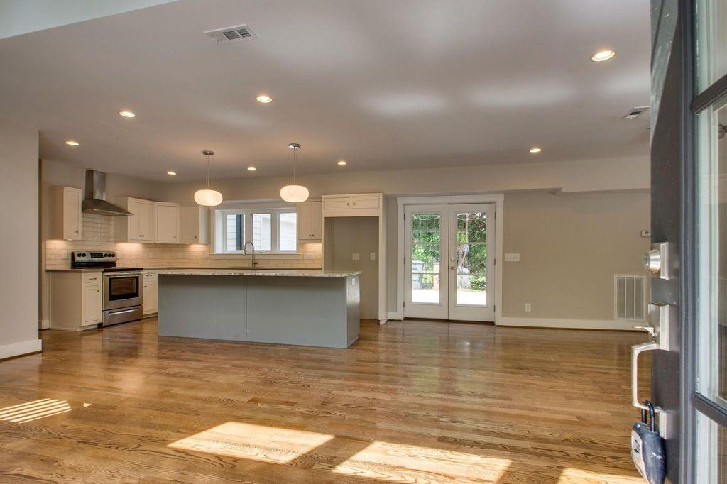 901 Estes Rd #A - Photo 3 of 16