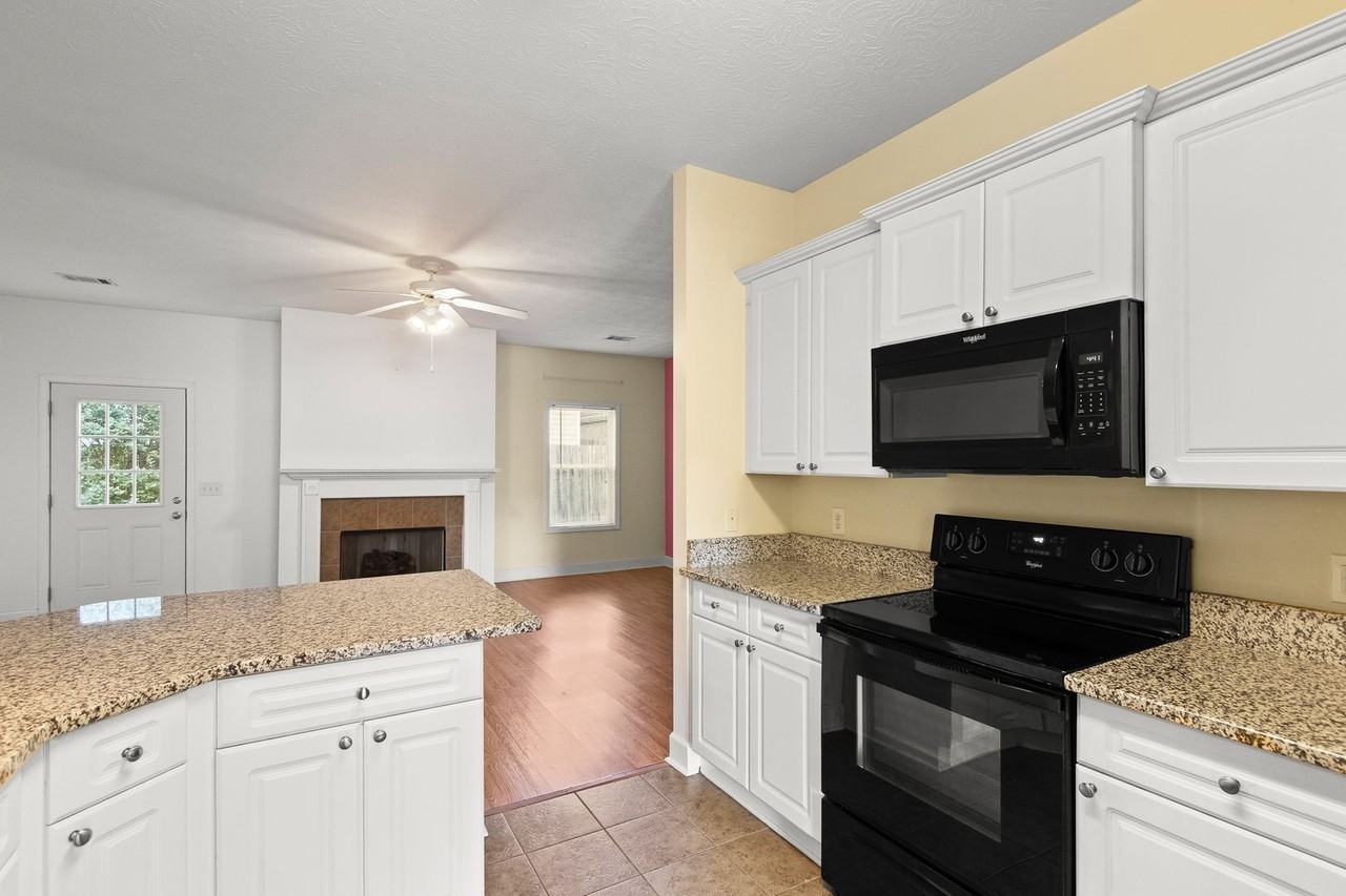 634 Kalypso Cir - Photo 7 of 22
