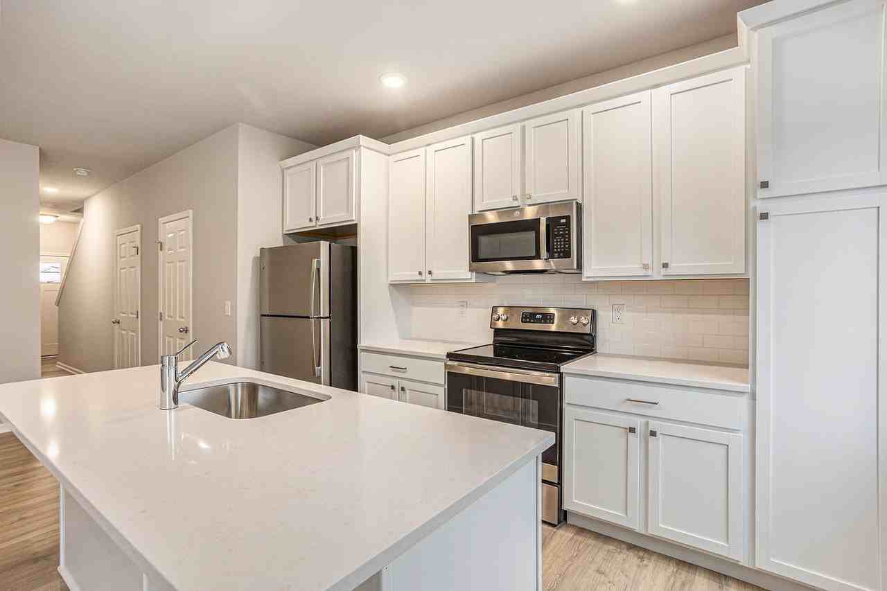 4657 Glen Haven Dr - Photo 2 of 18