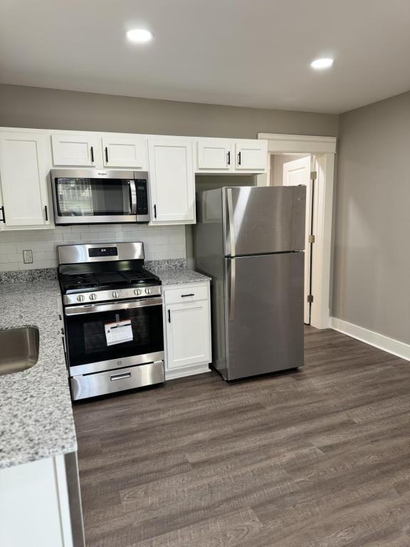 1440 S Brook St ##2 - Photo 3 of 20