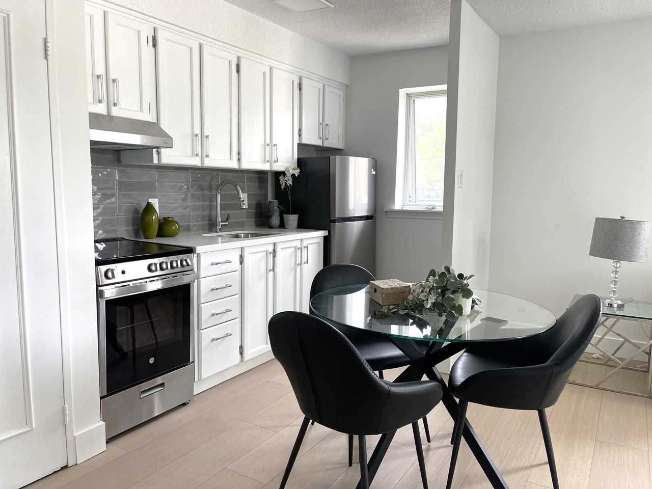 2373 Bloor Street West - Photo 2 of 26