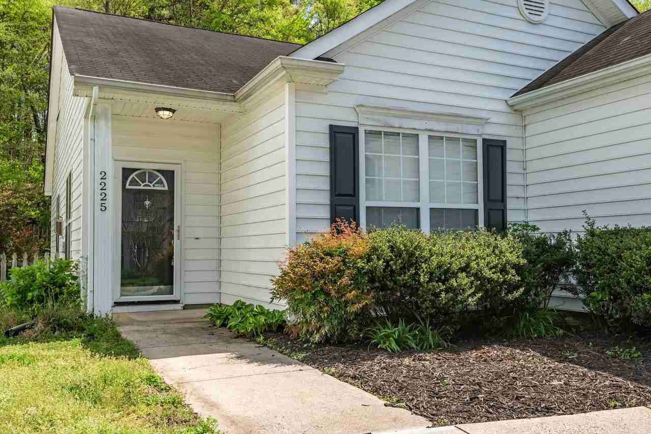 2225 Gablefield Ln - Photo 2 of 19