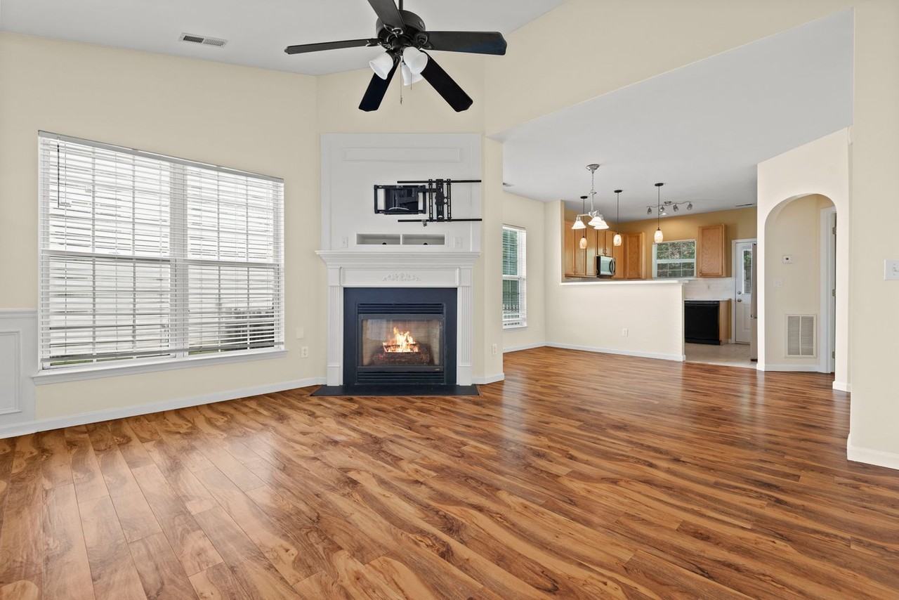 2225 Gablefield Ln - Photo 3 of 19