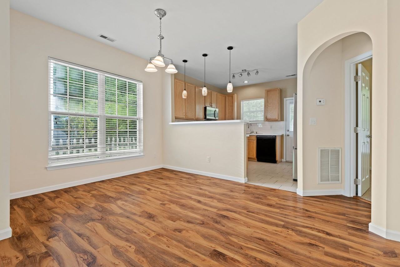 2225 Gablefield Ln - Photo 4 of 19
