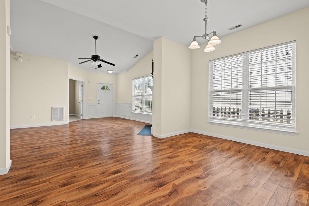 2225 Gablefield Ln - Photo 5 of 19