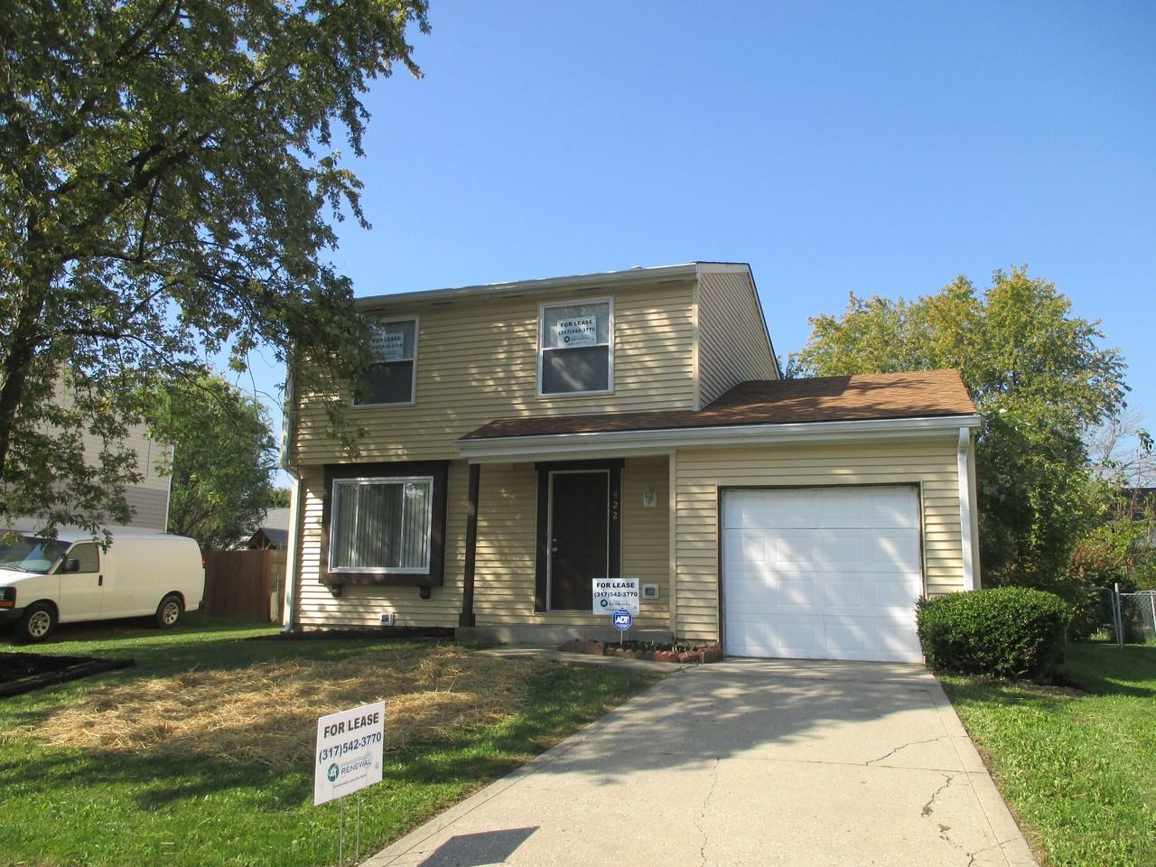 822 Woodlark Dr - Photo 2 of 12