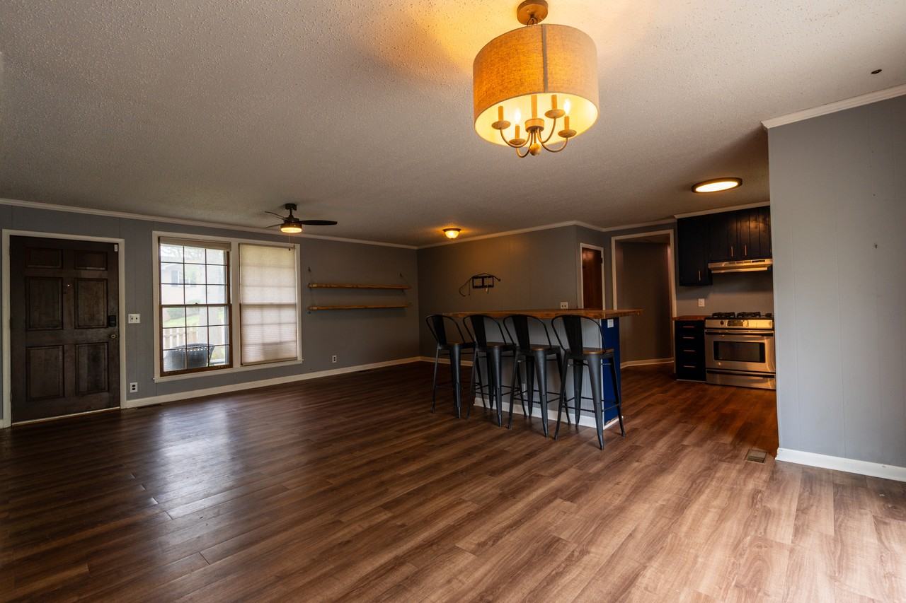 150 Delvin Dr #NA - Photo 4 of 23