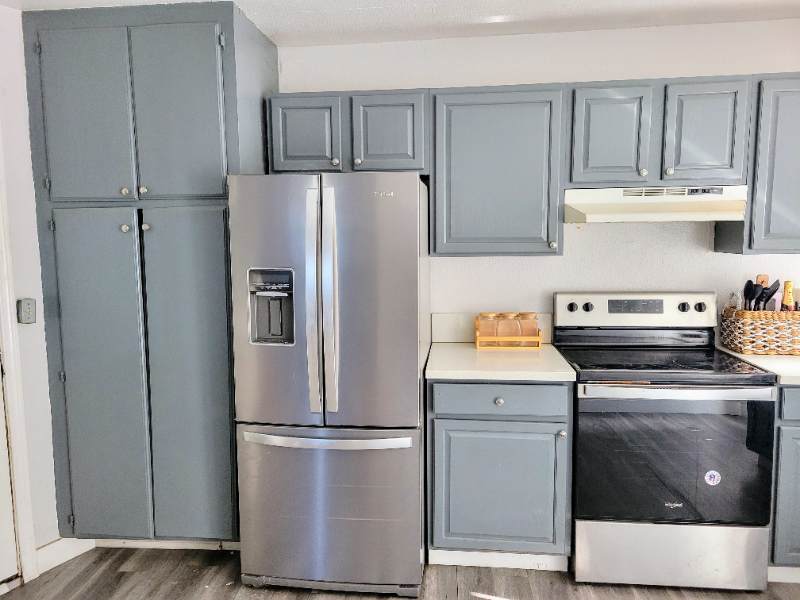 3741 52nd St #B - Photo 3 of 10